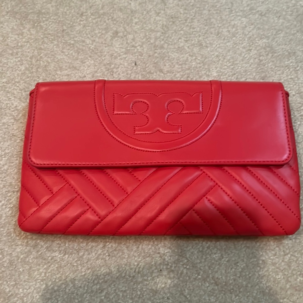 NWOT Tory Burch Alexa Clutch Poppy Orange